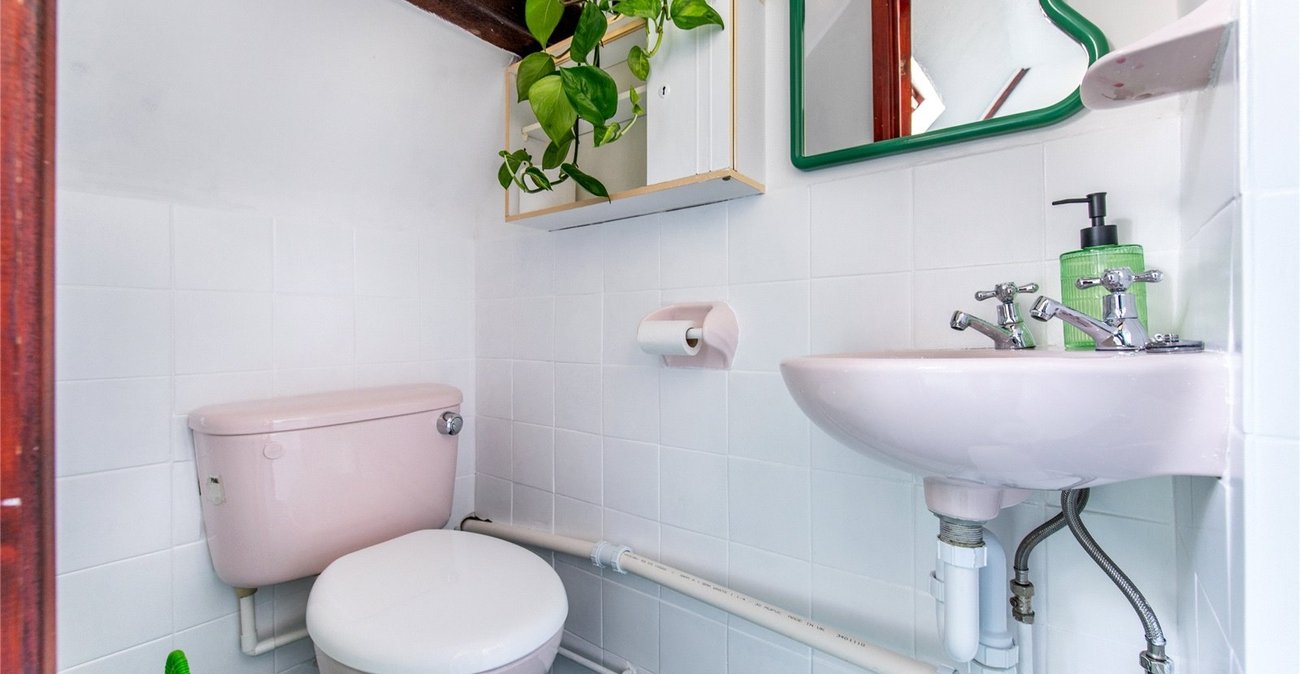 4 bedroom house for sale in East Farleigh | Robinson Michael & Jackson