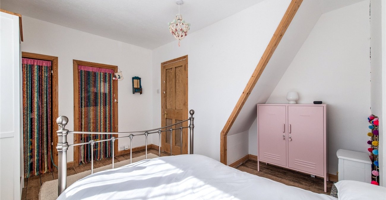 4 bedroom house for sale in East Farleigh | Robinson Michael & Jackson