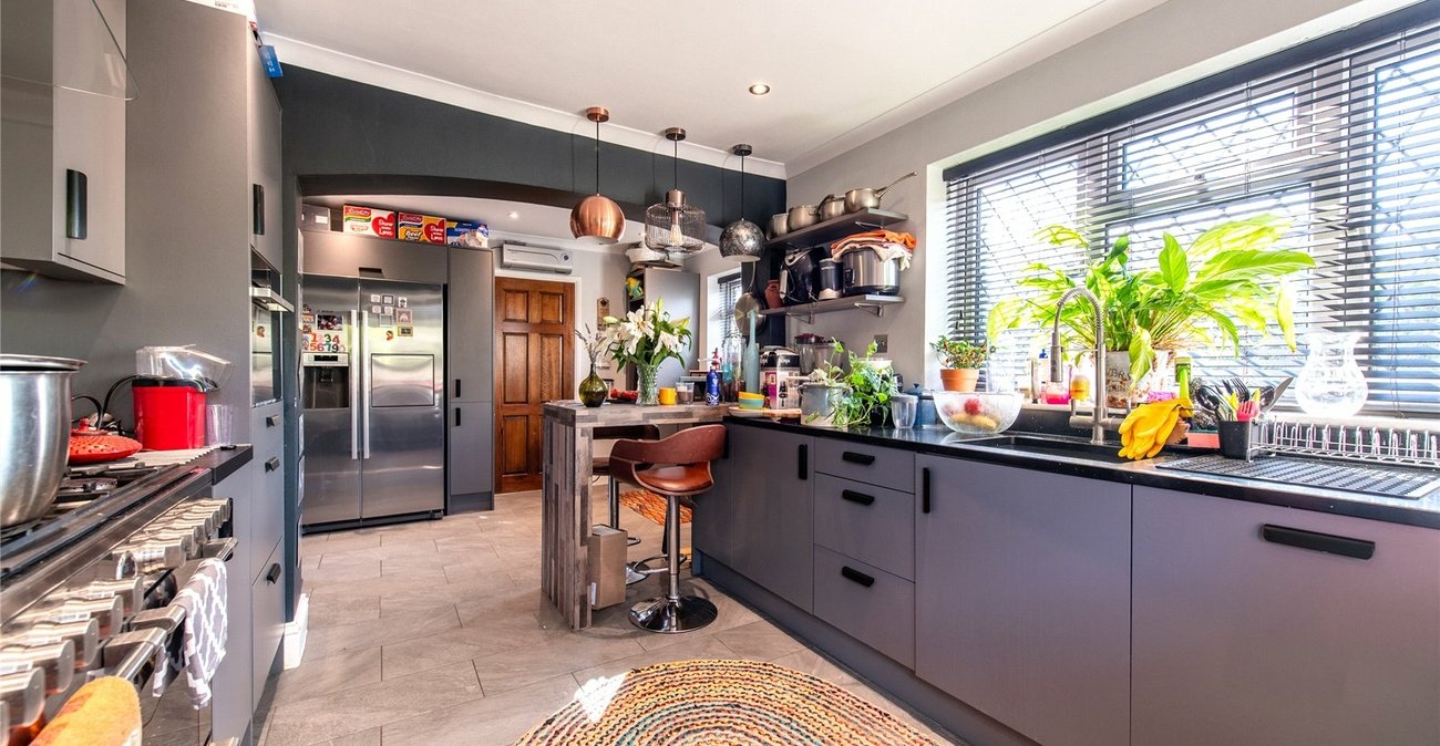 4 bedroom house for sale in Gravesend | Robinson Michael & Jackson