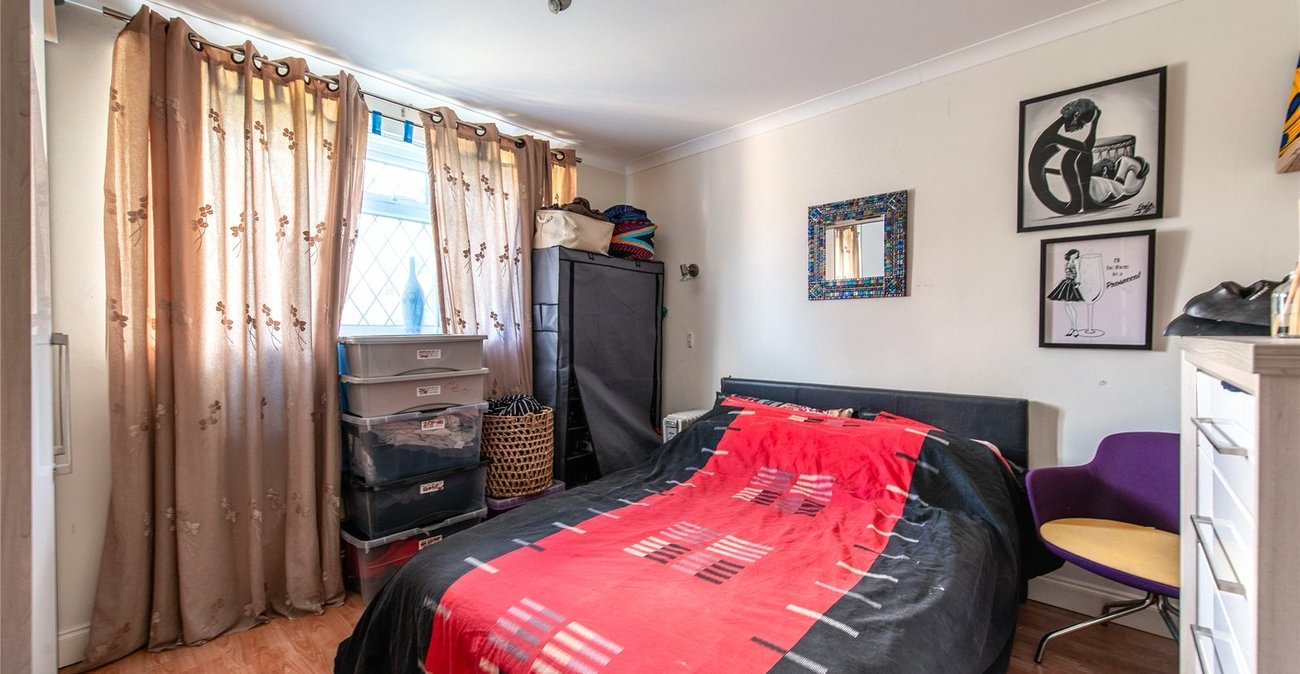 4 bedroom house for sale in Gravesend | Robinson Michael & Jackson