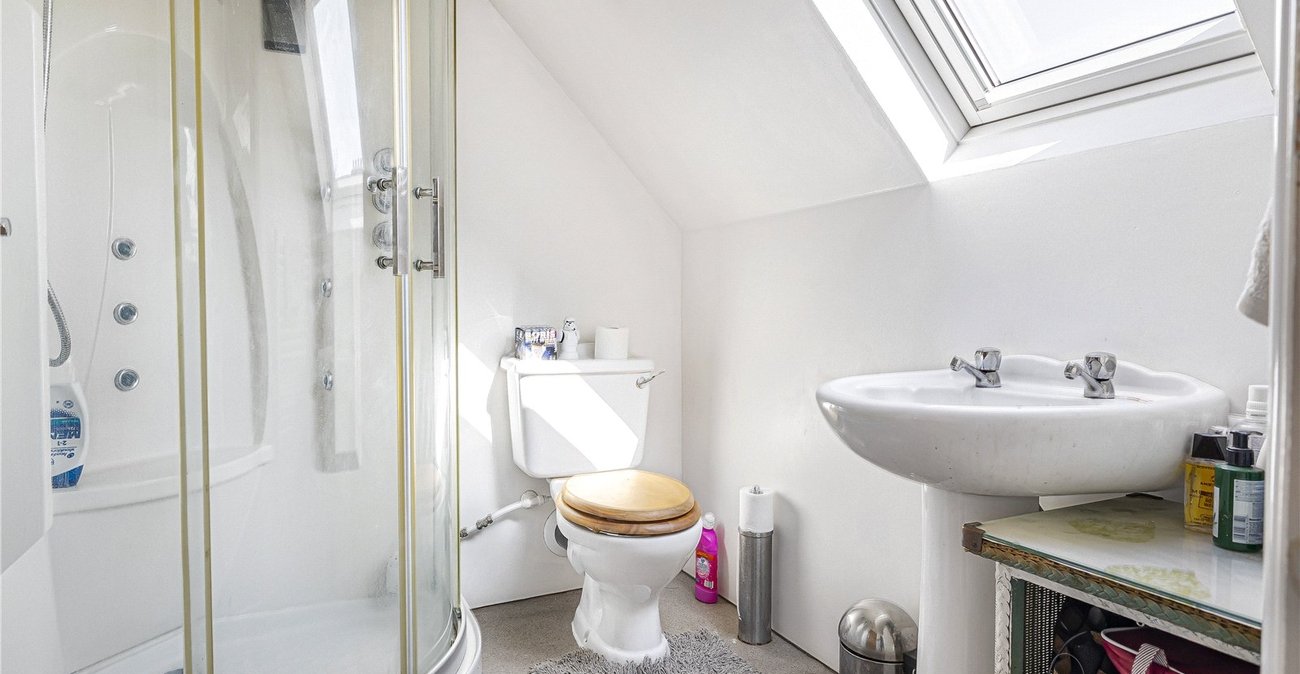 4 bedroom house for sale in Higham | Robinson Michael & Jackson