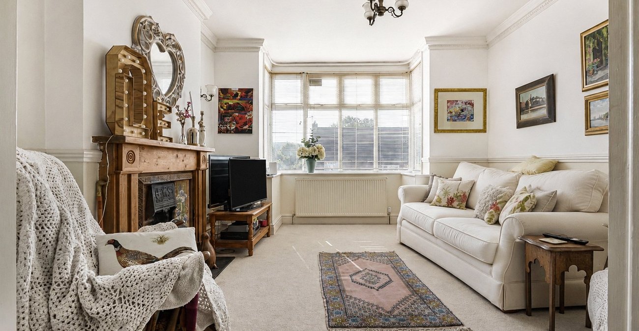 4 bedroom house for sale in Higham | Robinson Michael & Jackson
