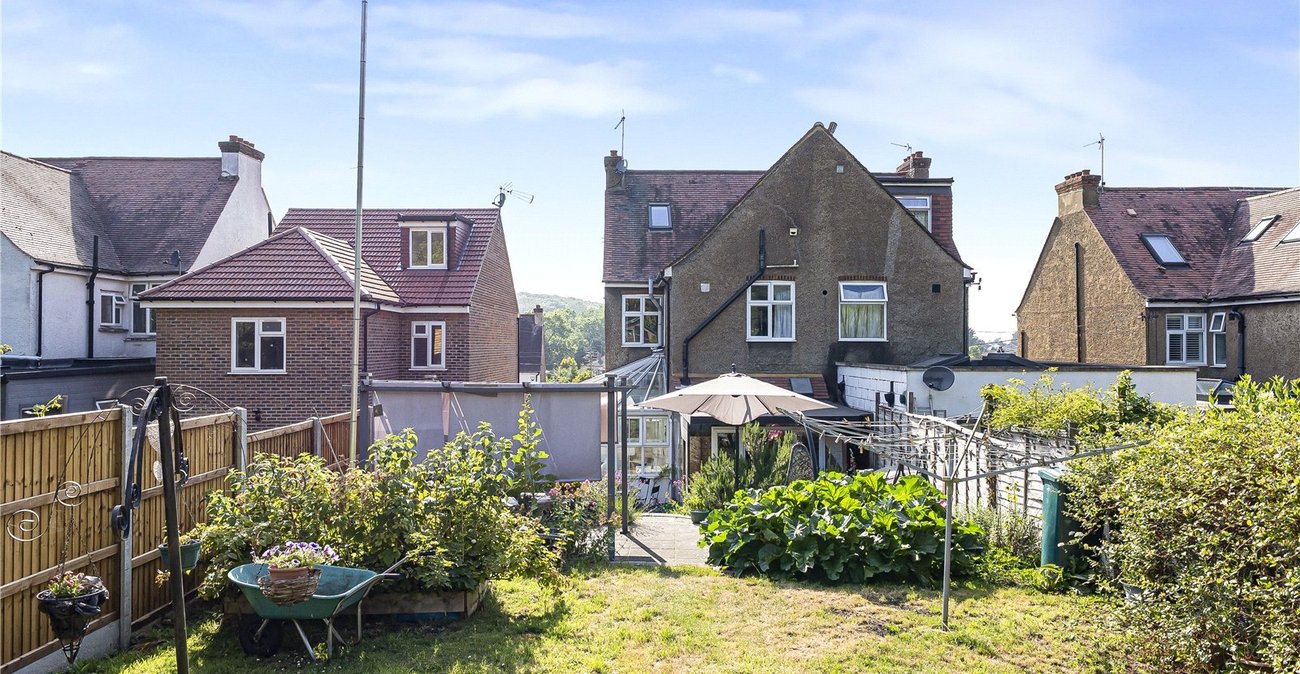 4 bedroom house for sale in Higham | Robinson Michael & Jackson