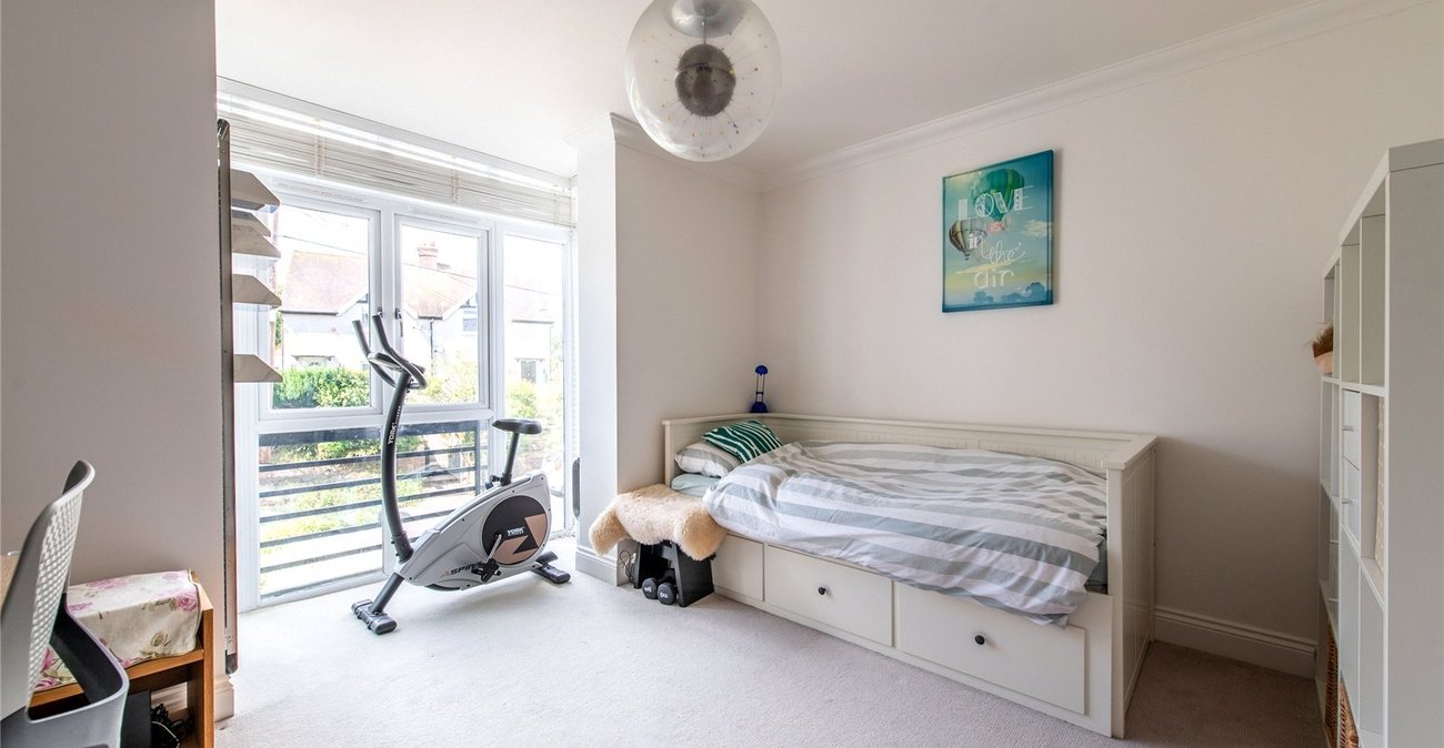3 bedroom house for sale in Leeds | Robinson Michael & Jackson