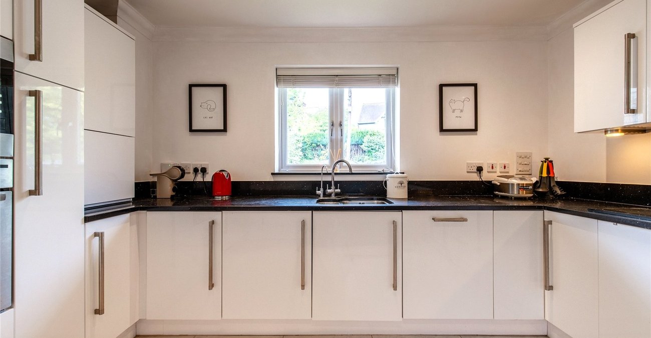 3 bedroom house for sale in Leeds | Robinson Michael & Jackson