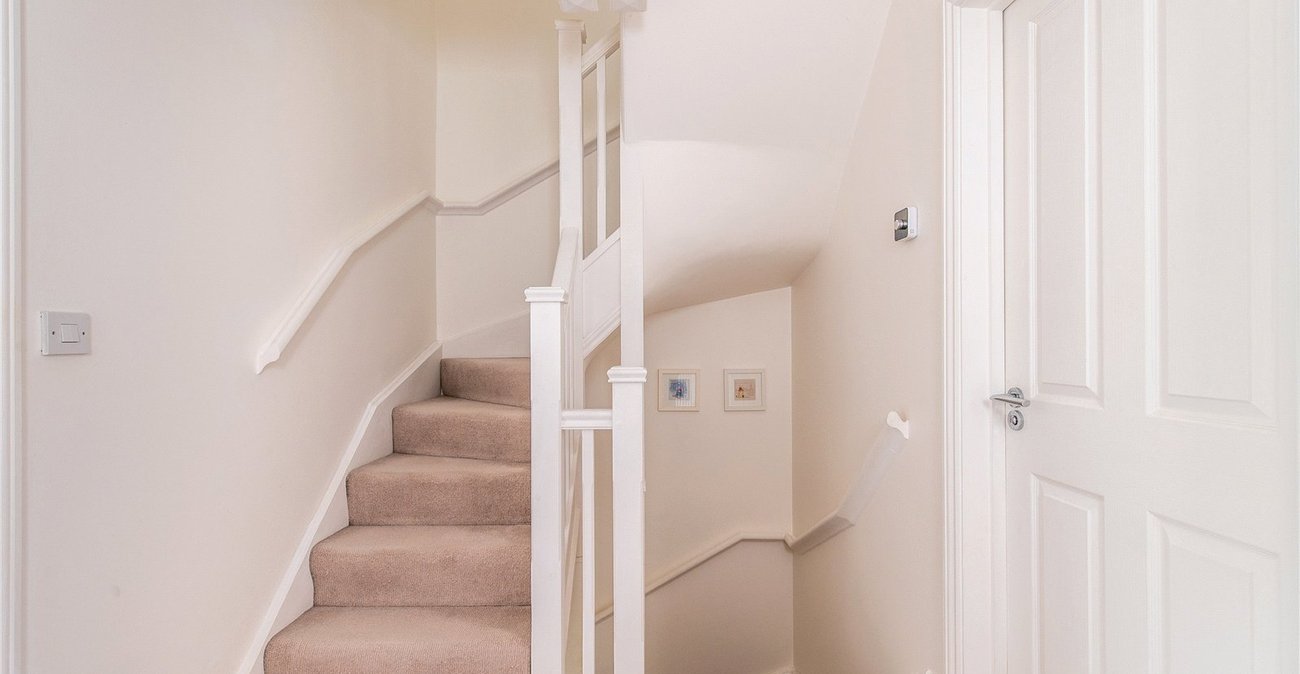 3 bedroom house for sale in Leeds | Robinson Michael & Jackson