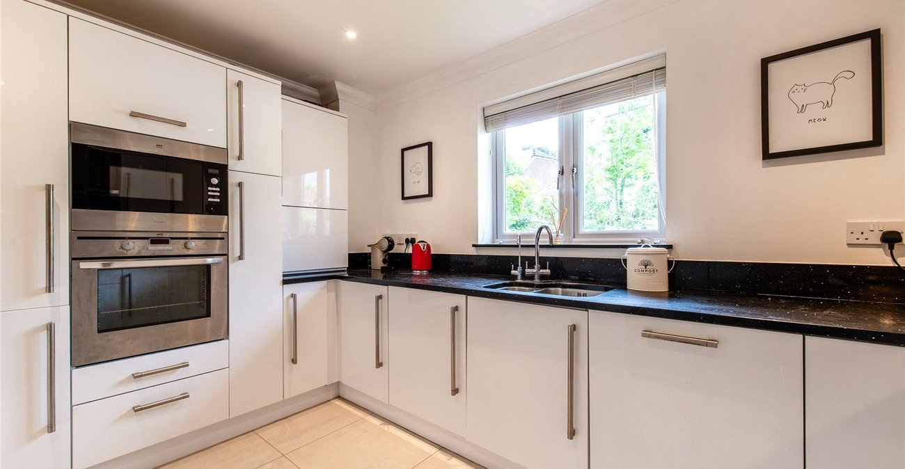 3 bedroom house for sale in Leeds | Robinson Michael & Jackson