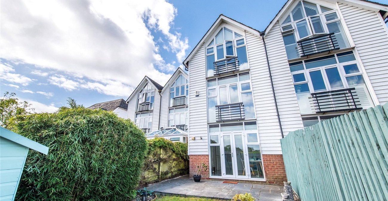 3 bedroom house for sale in Leeds | Robinson Michael & Jackson