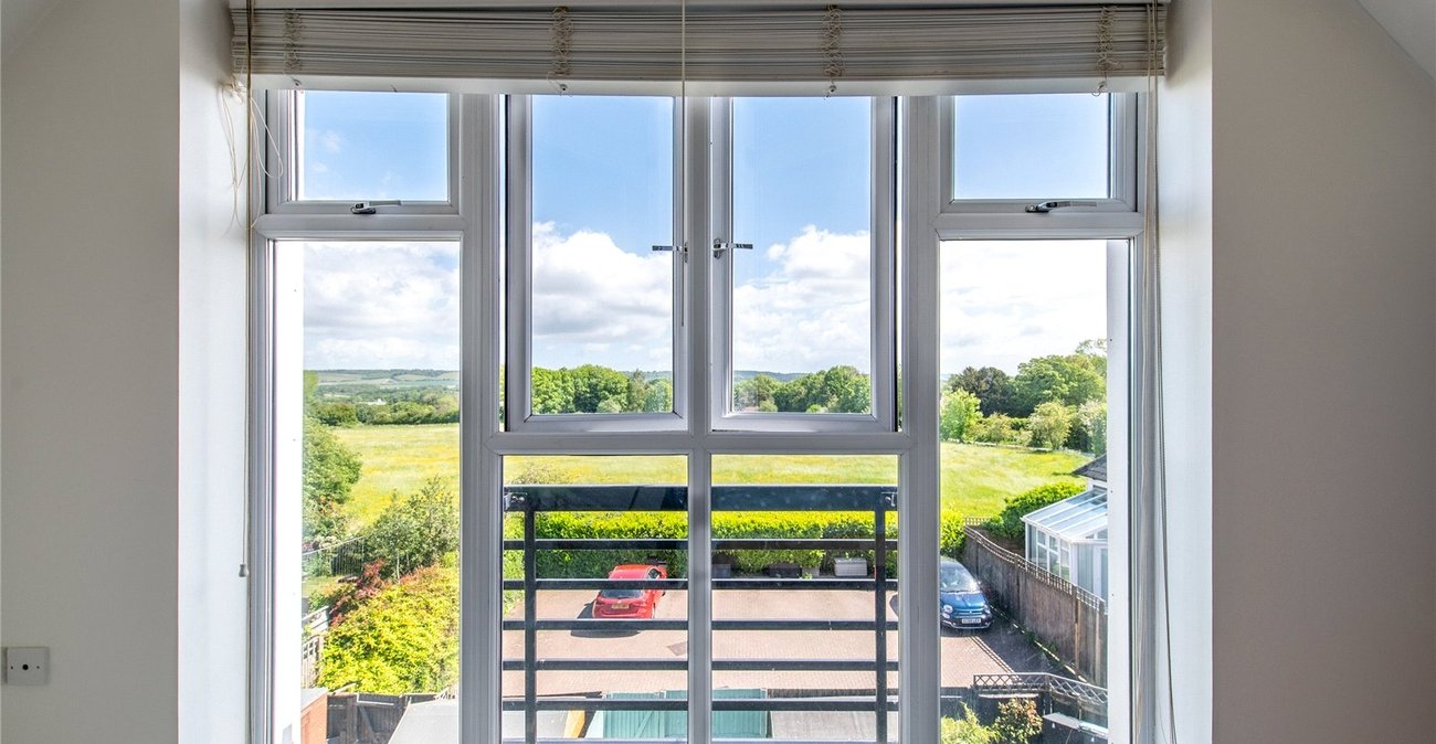 3 bedroom house for sale in Leeds | Robinson Michael & Jackson