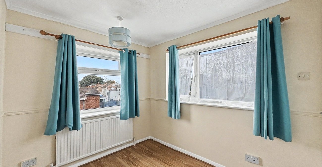 3 bedroom property for sale in Upchurch | Robinson Michael & Jackson