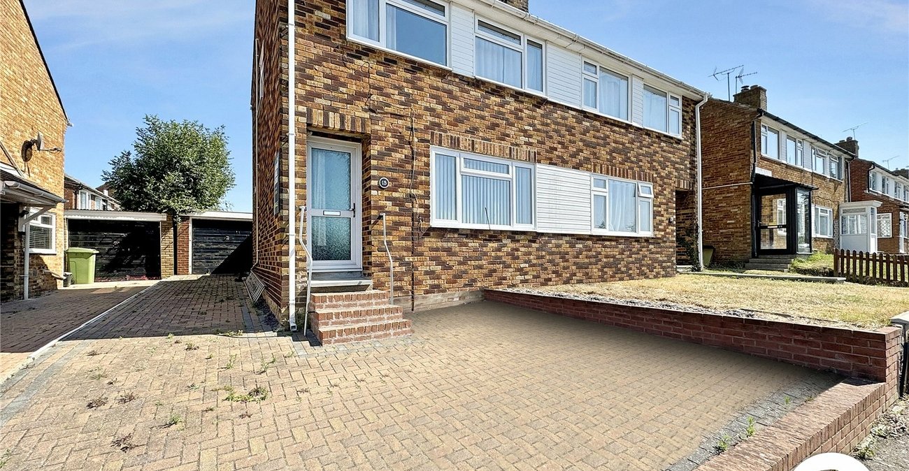 2 bedroom house for sale in Sittingbourne | Robinson Michael & Jackson