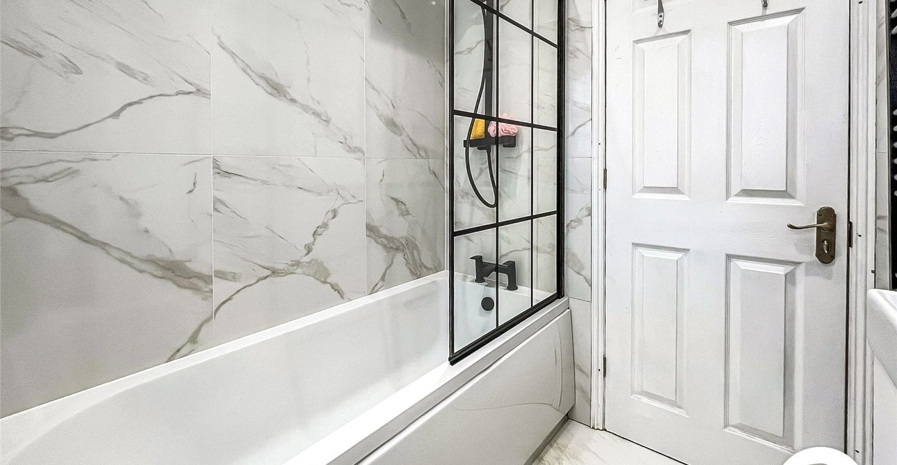2 bedroom house for sale in Boughton Monchelsea | Robinson Michael & Jackson