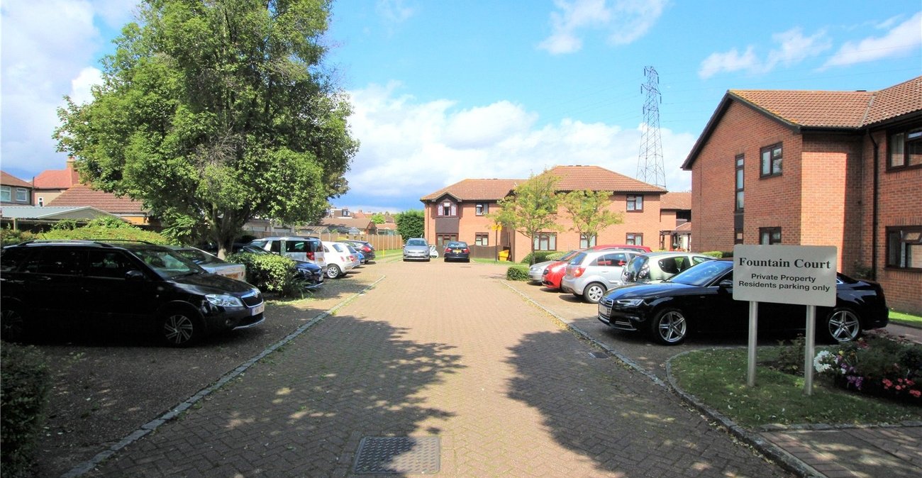 1 bedroom property for sale in Bowes Close | Robinson Jackson