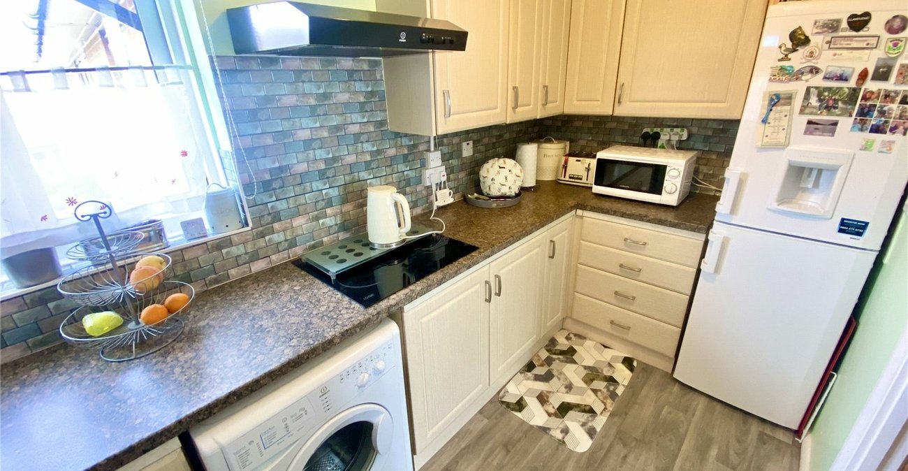 2 bedroom property for sale in Sidcup | Robinson Jackson