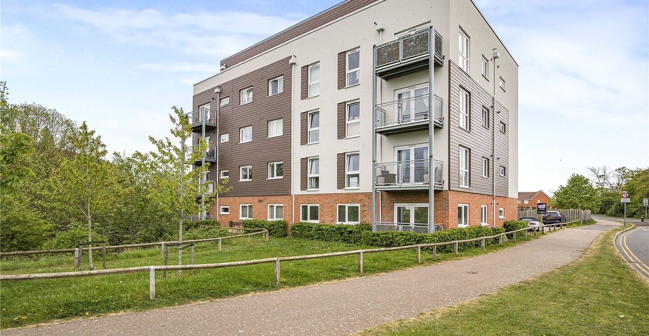1 bedroom property for sale in Dartford | Robinson Jackson