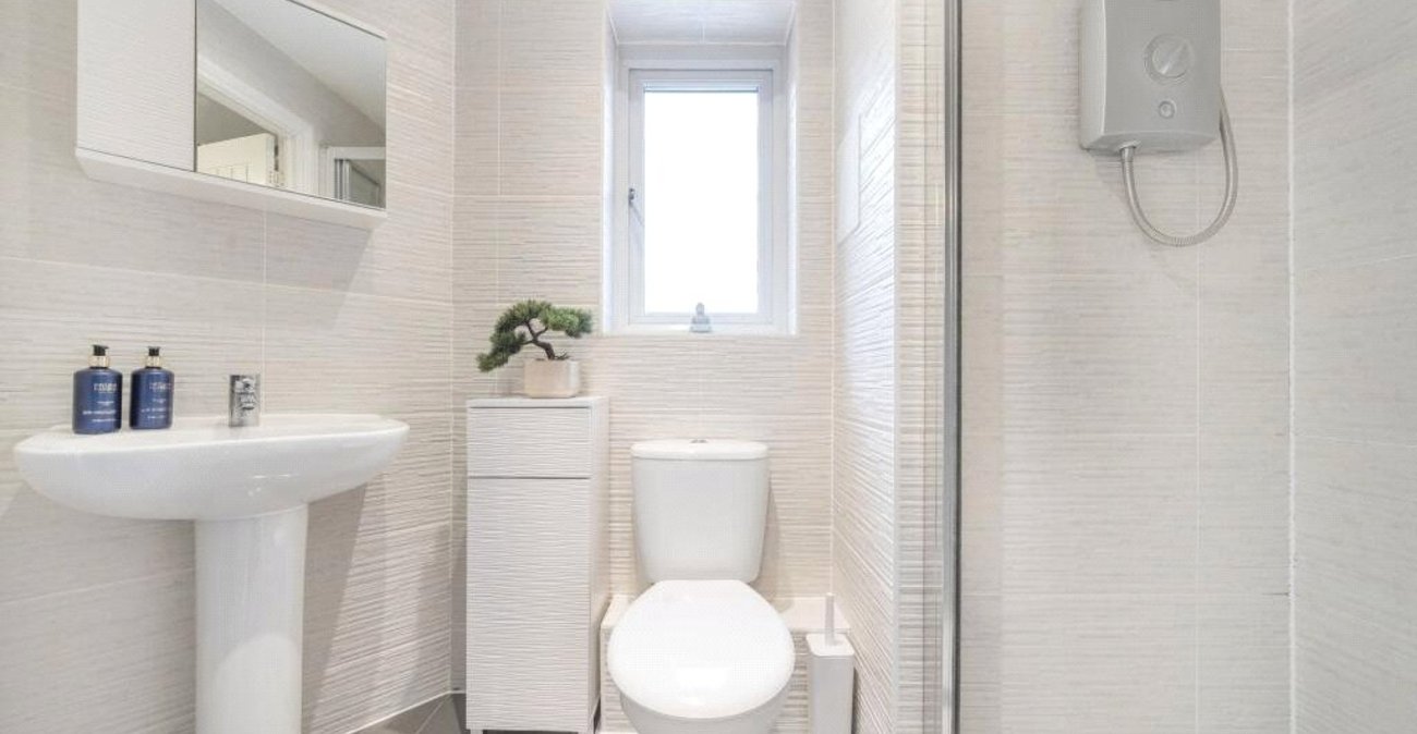 3 bedroom house for sale in Dartford | Robinson Jackson