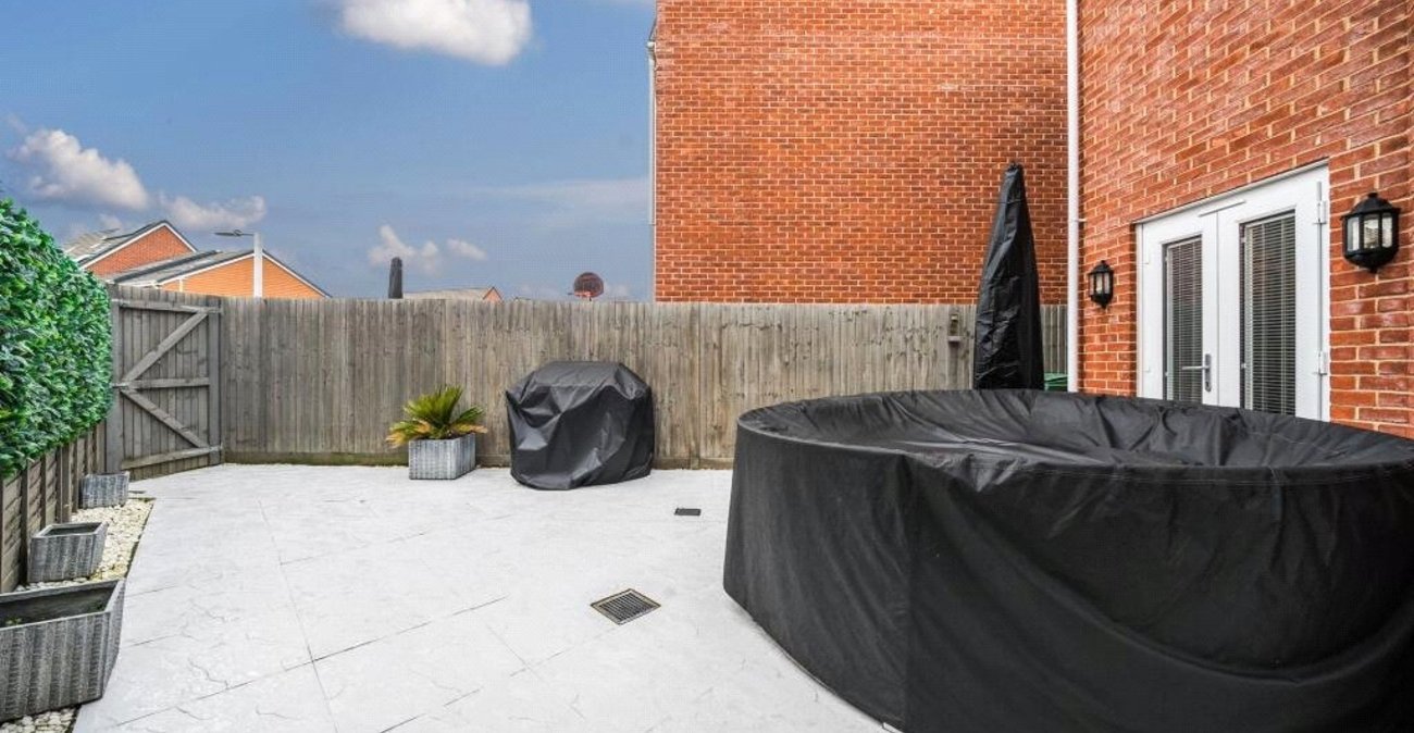 3 bedroom house for sale in Dartford | Robinson Jackson