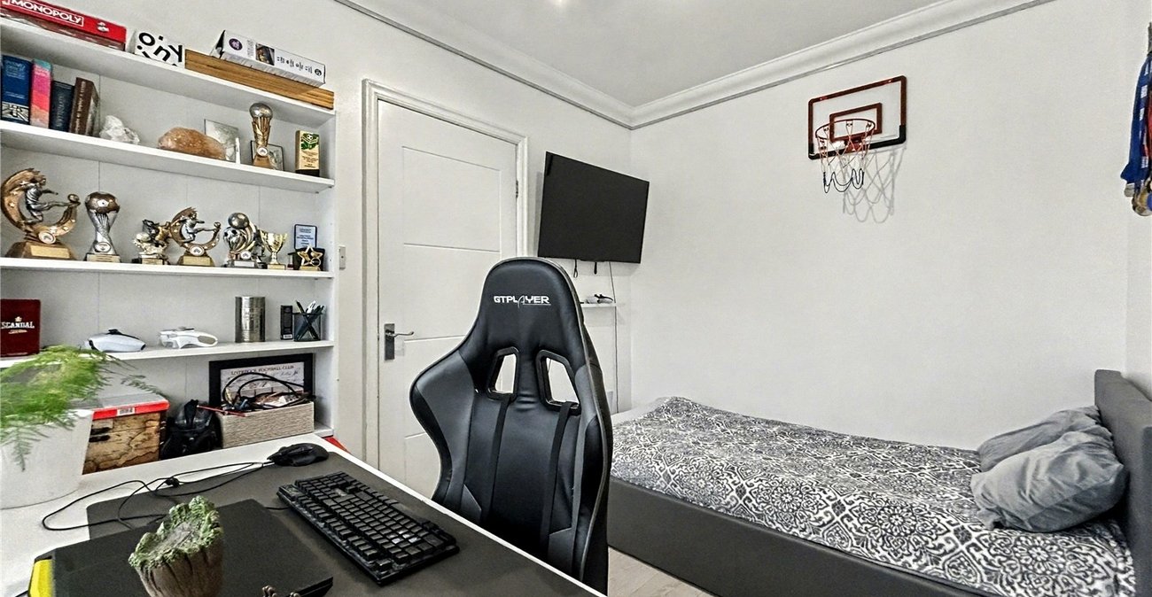 3 bedroom house for sale in Gillingham | Robinson Michael & Jackson