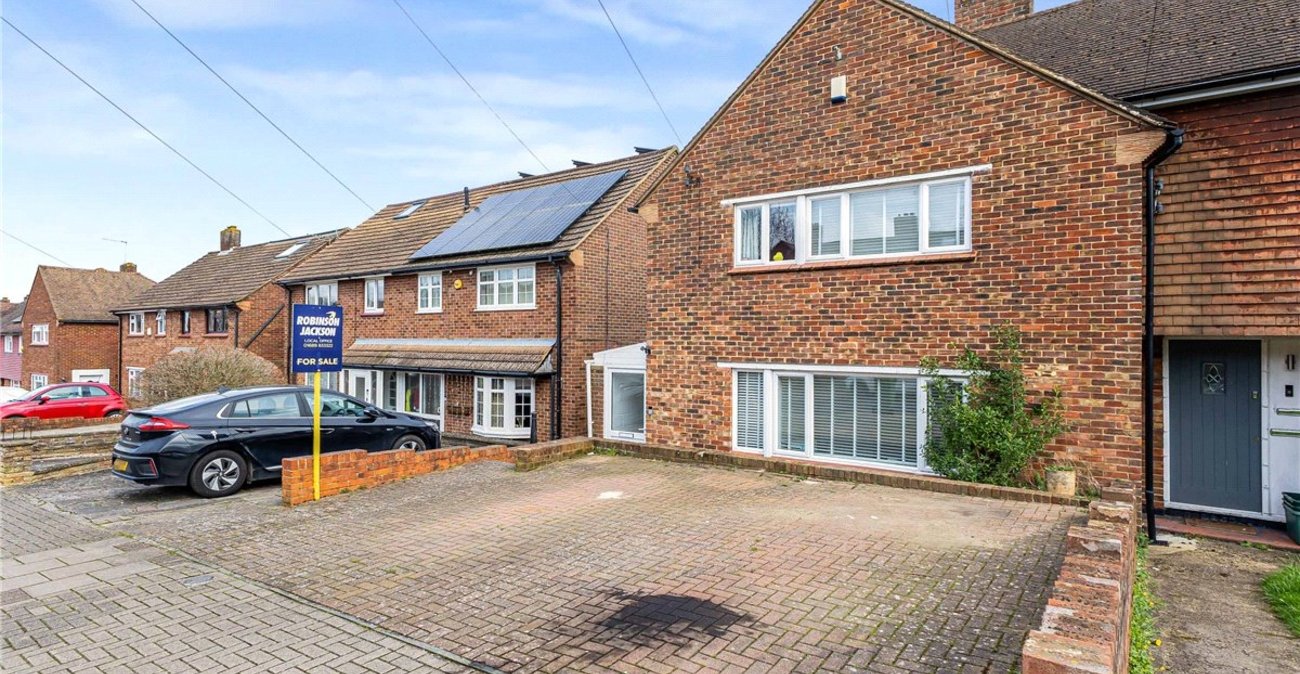 3 bedroom house for sale in South Orpington | Robinson Jackson