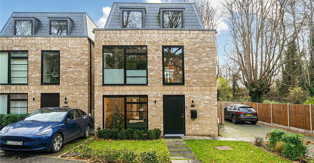 4 bedroom house for sale in Sydenham | Robinson Jackson