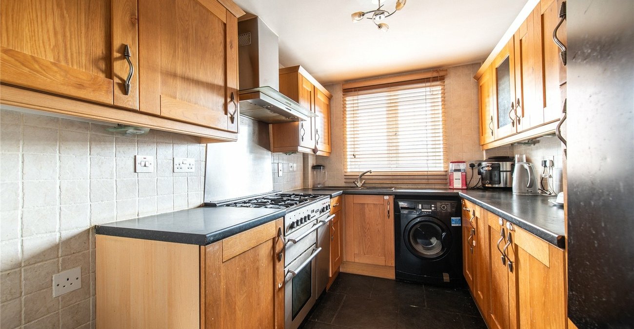 3 bedroom house for sale in Northfleet | Robinson Michael & Jackson