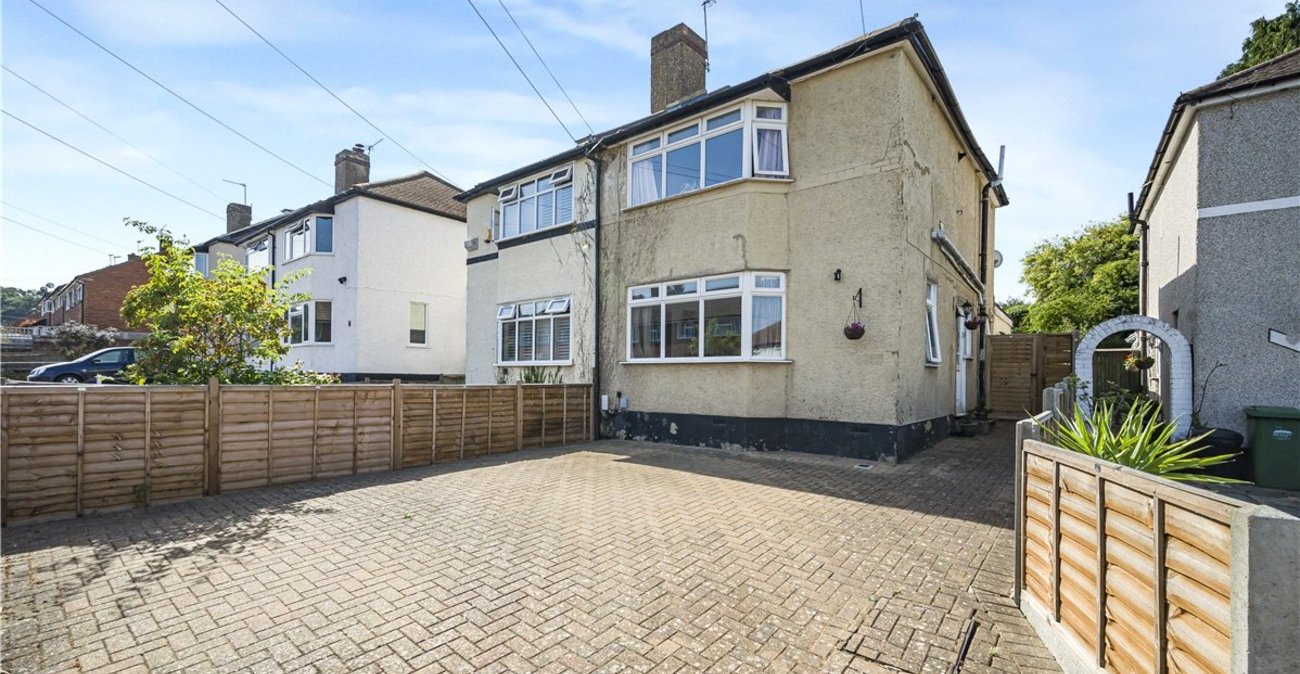 3 bedroom house for sale in St Pauls Cray | Robinson Jackson