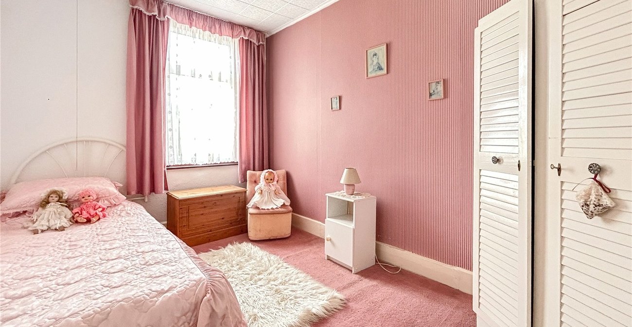 3 bedroom house for sale in Gillingham | Robinson Michael & Jackson