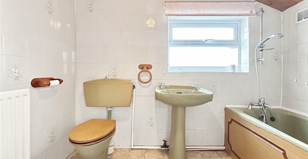 3 bedroom house for sale in Gillingham | Robinson Michael & Jackson