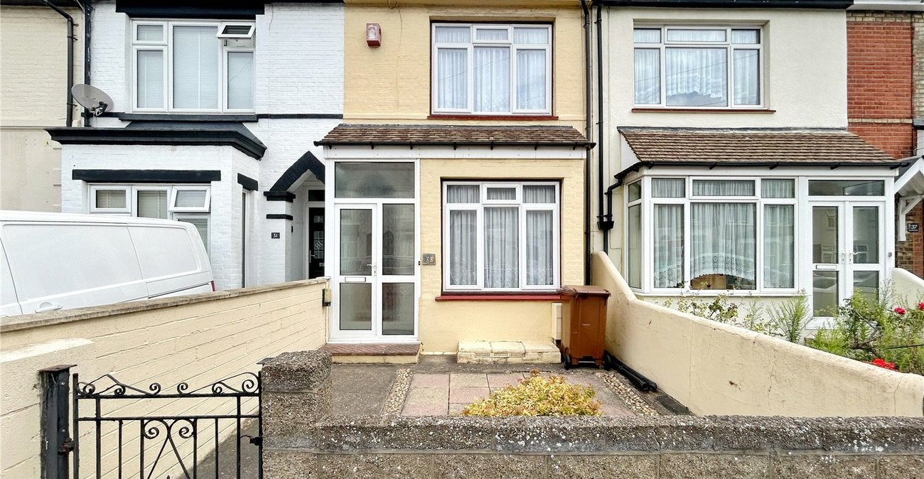 3 bedroom house for sale in Gillingham | Robinson Michael & Jackson