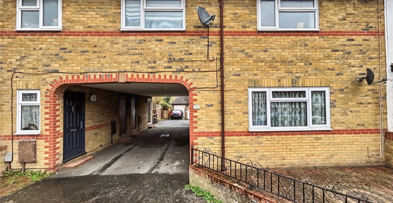 1 bedroom property for sale in Gillingham | Robinson Michael & Jackson