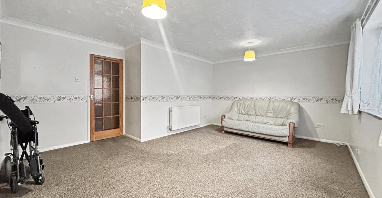 1 bedroom property for sale in Gillingham | Robinson Michael & Jackson