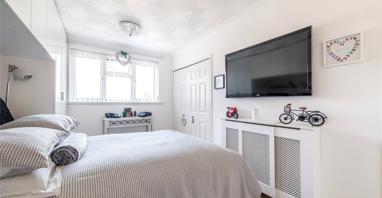 3 bedroom house for sale in Twydall | Robinson Michael & Jackson