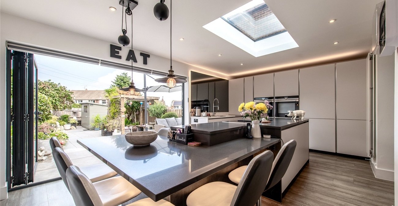 3 bedroom house for sale in Twydall | Robinson Michael & Jackson
