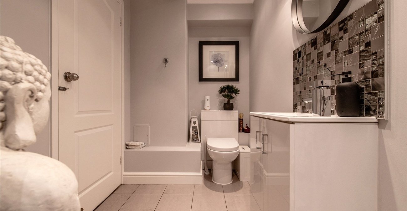 3 bedroom house for sale in Twydall | Robinson Michael & Jackson