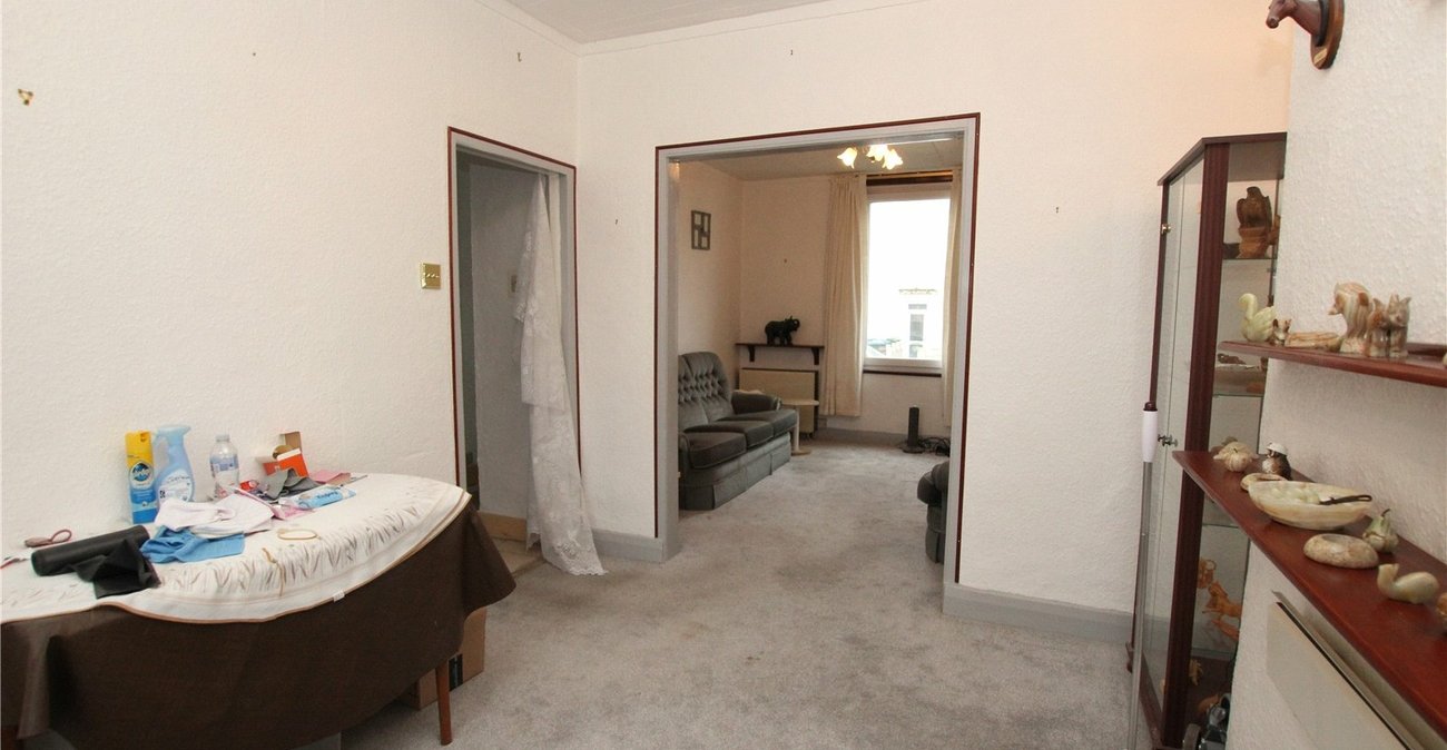 4 bedroom house for sale in Woolwich | Robinson Jackson