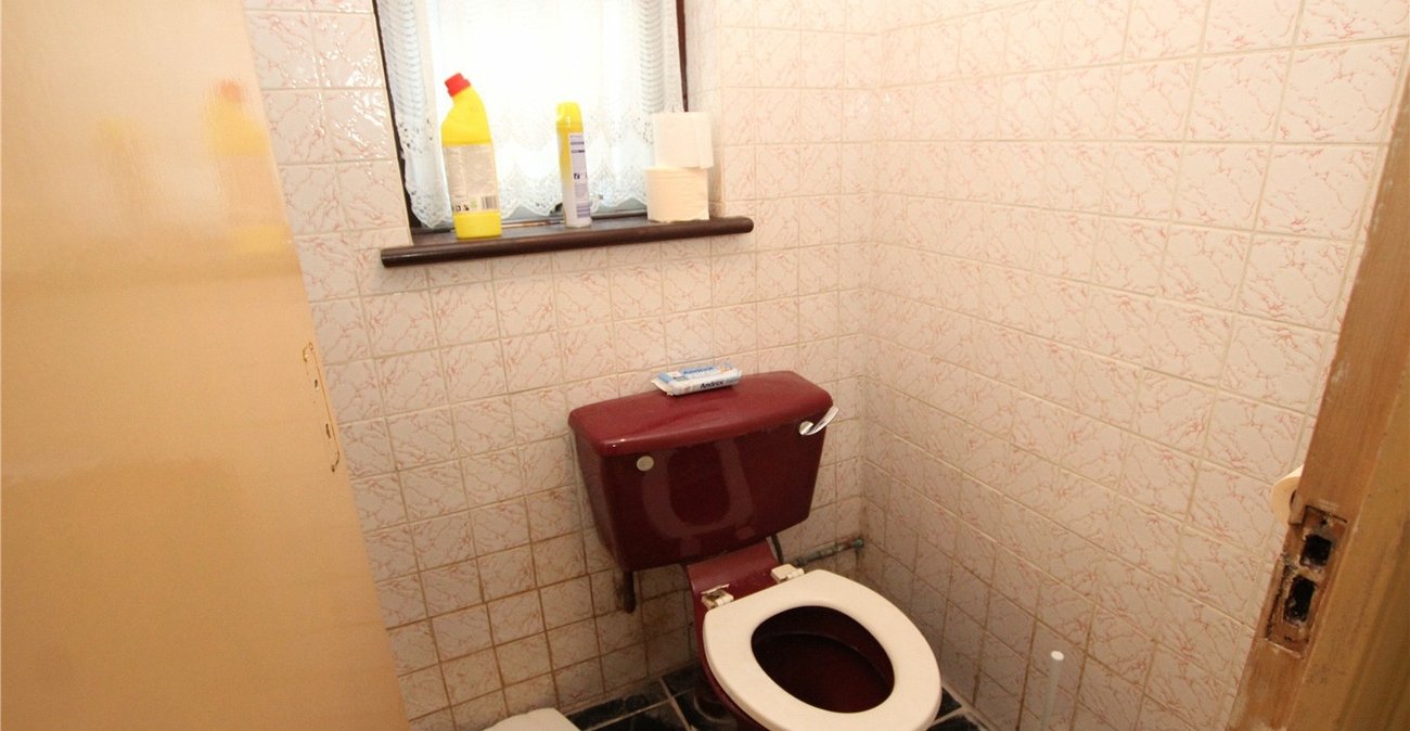 4 bedroom house for sale in Woolwich | Robinson Jackson