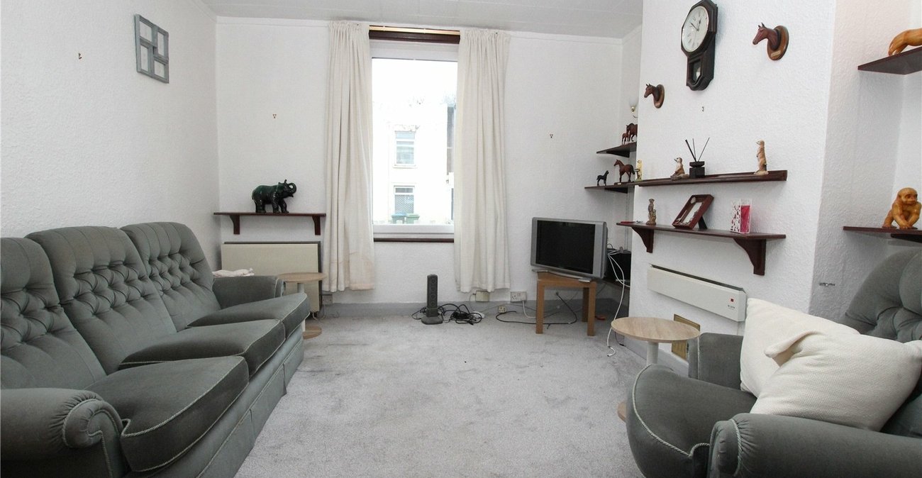 4 bedroom house for sale in Woolwich | Robinson Jackson