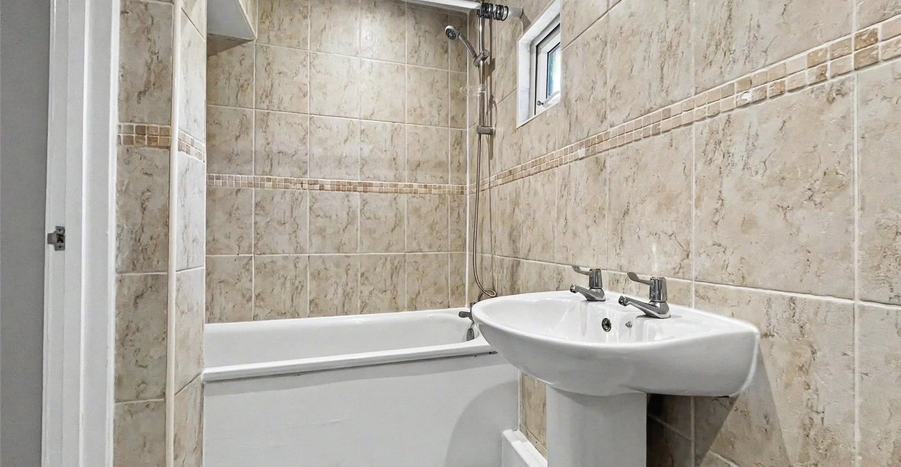 3 bedroom house for sale in Gillingham | Robinson Michael & Jackson
