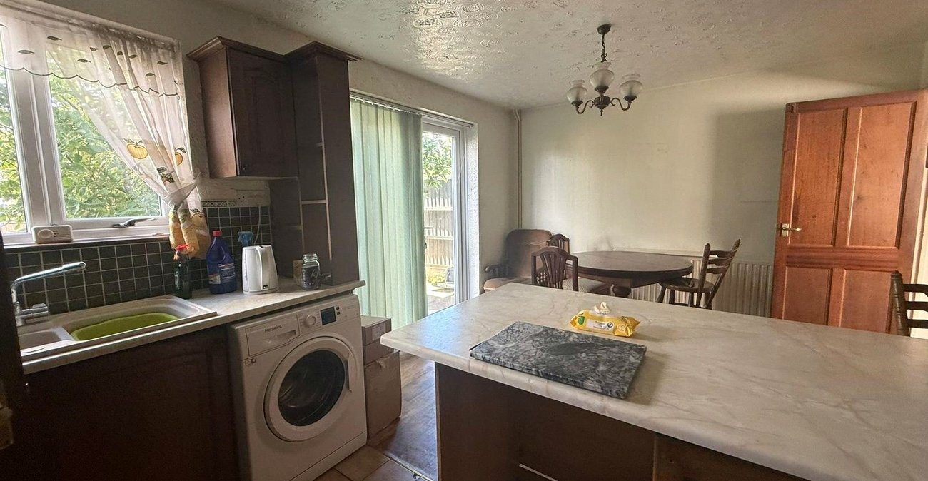 3 bedroom house for sale in Gravesend | Robinson Michael & Jackson