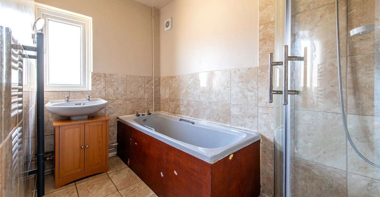 3 bedroom house for sale in Gravesend | Robinson Michael & Jackson