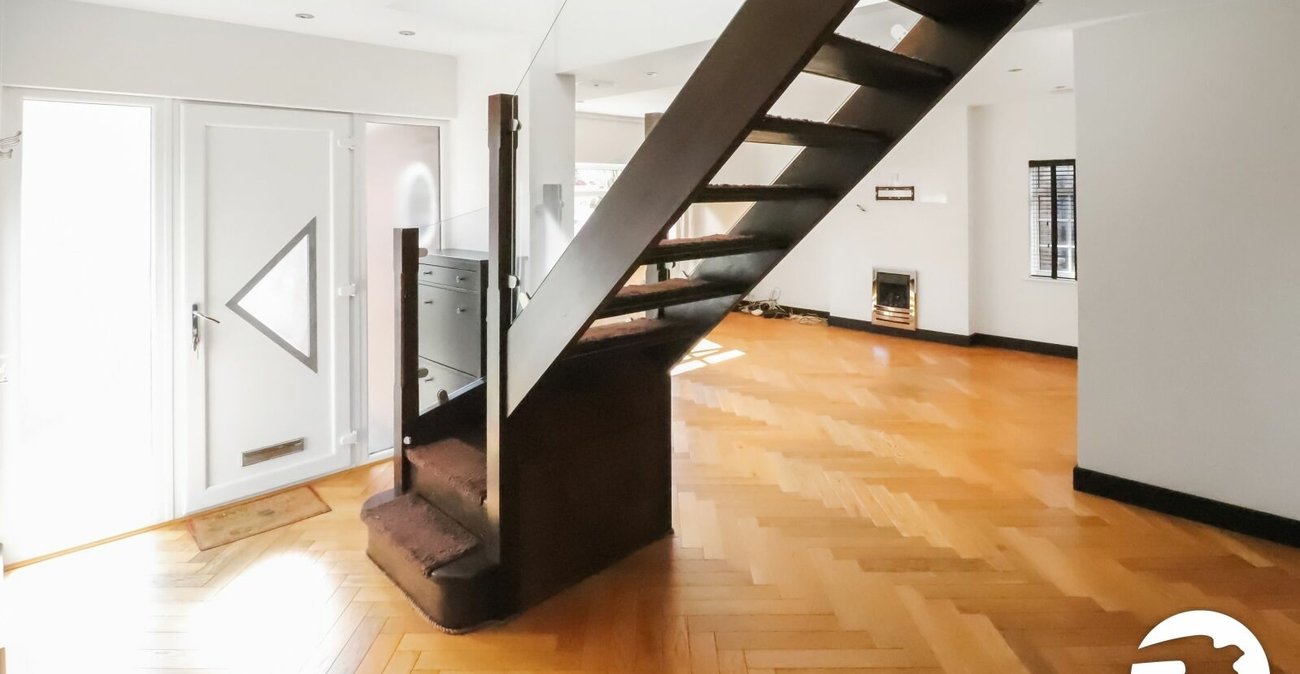 5 bedroom house for sale in Belvedere | Robinson Jackson