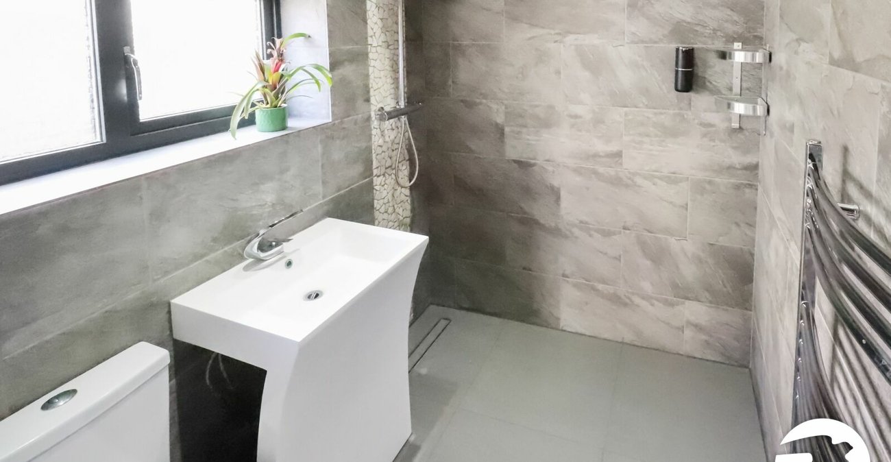 5 bedroom house for sale in Belvedere | Robinson Jackson