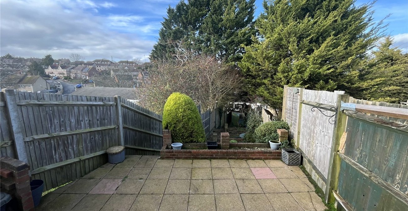 1 bedroom house for sale in Princes Park | Robinson Michael & Jackson