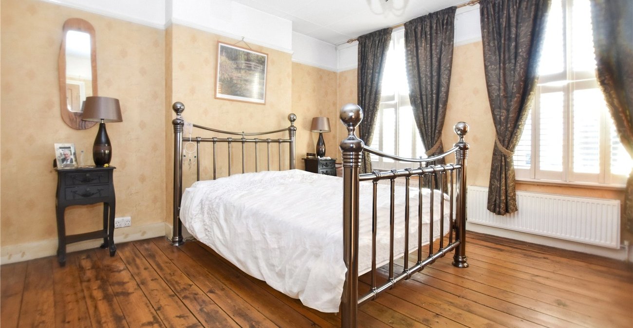 4 bedroom house for sale in Bexleyheath | Robinson Jackson
