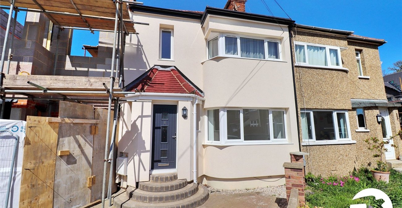 4 bedroom house for sale in Abbey Wood | Robinson Jackson