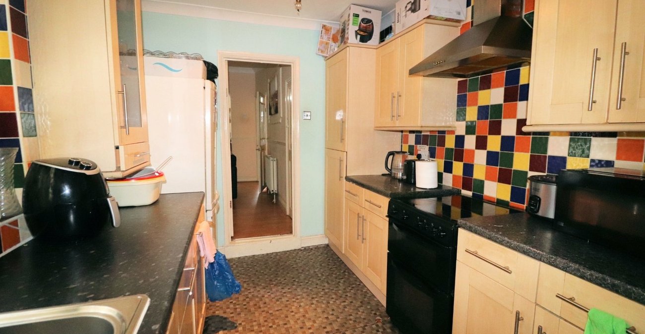 3 bedroom house for sale in Erith | Robinson Jackson