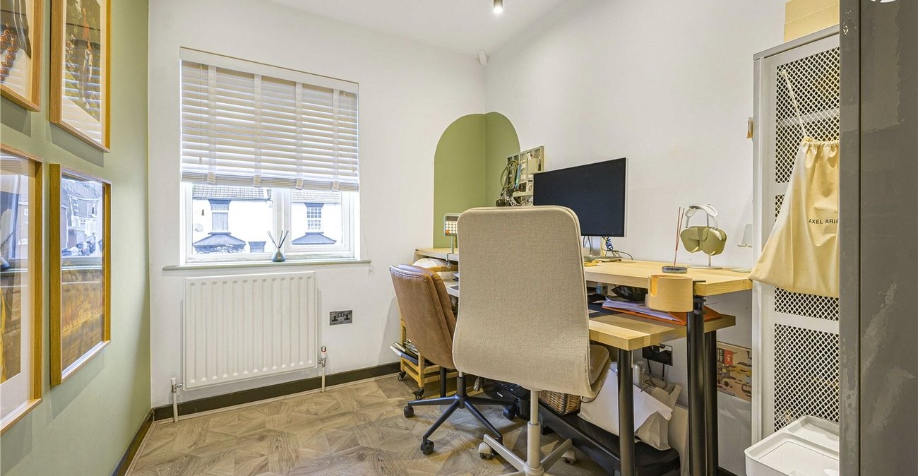 3 bedroom house for sale in Rochester | Robinson Michael & Jackson