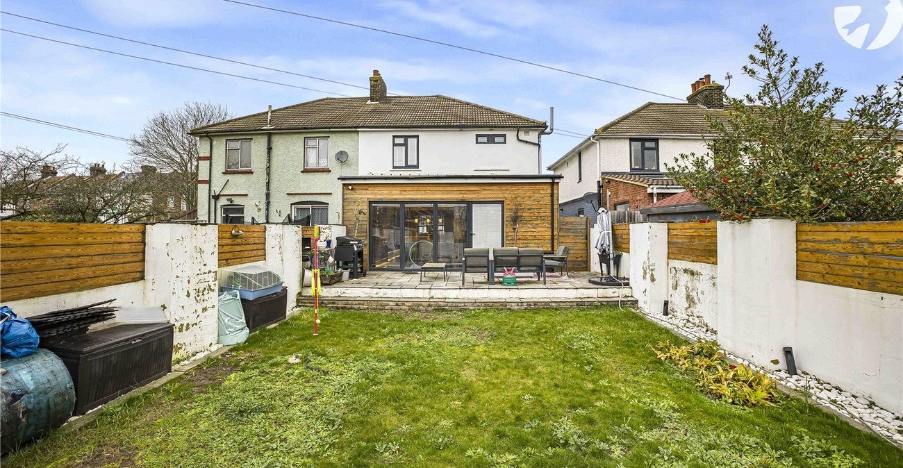 3 bedroom house for sale in Rochester | Robinson Michael & Jackson