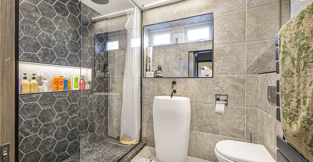 3 bedroom house for sale in Rochester | Robinson Michael & Jackson