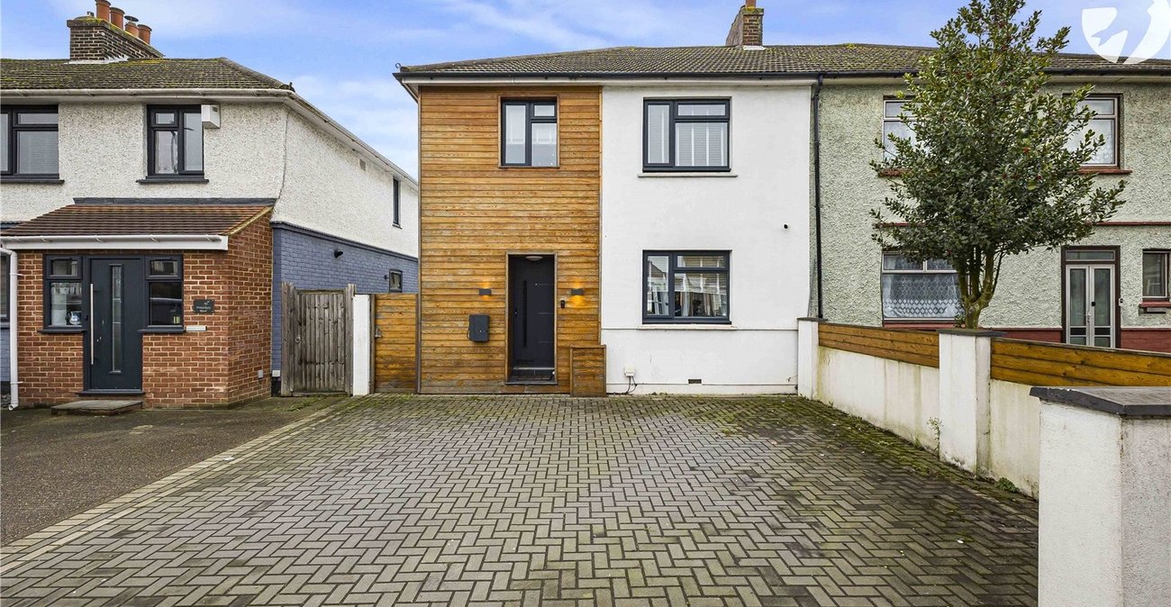 3 bedroom house for sale in Rochester | Robinson Michael & Jackson